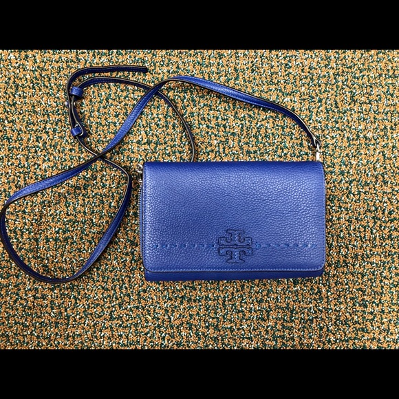 Tory Burch Handbags - Awesome Tory Burch Crossbody Bag - Like new!!!!